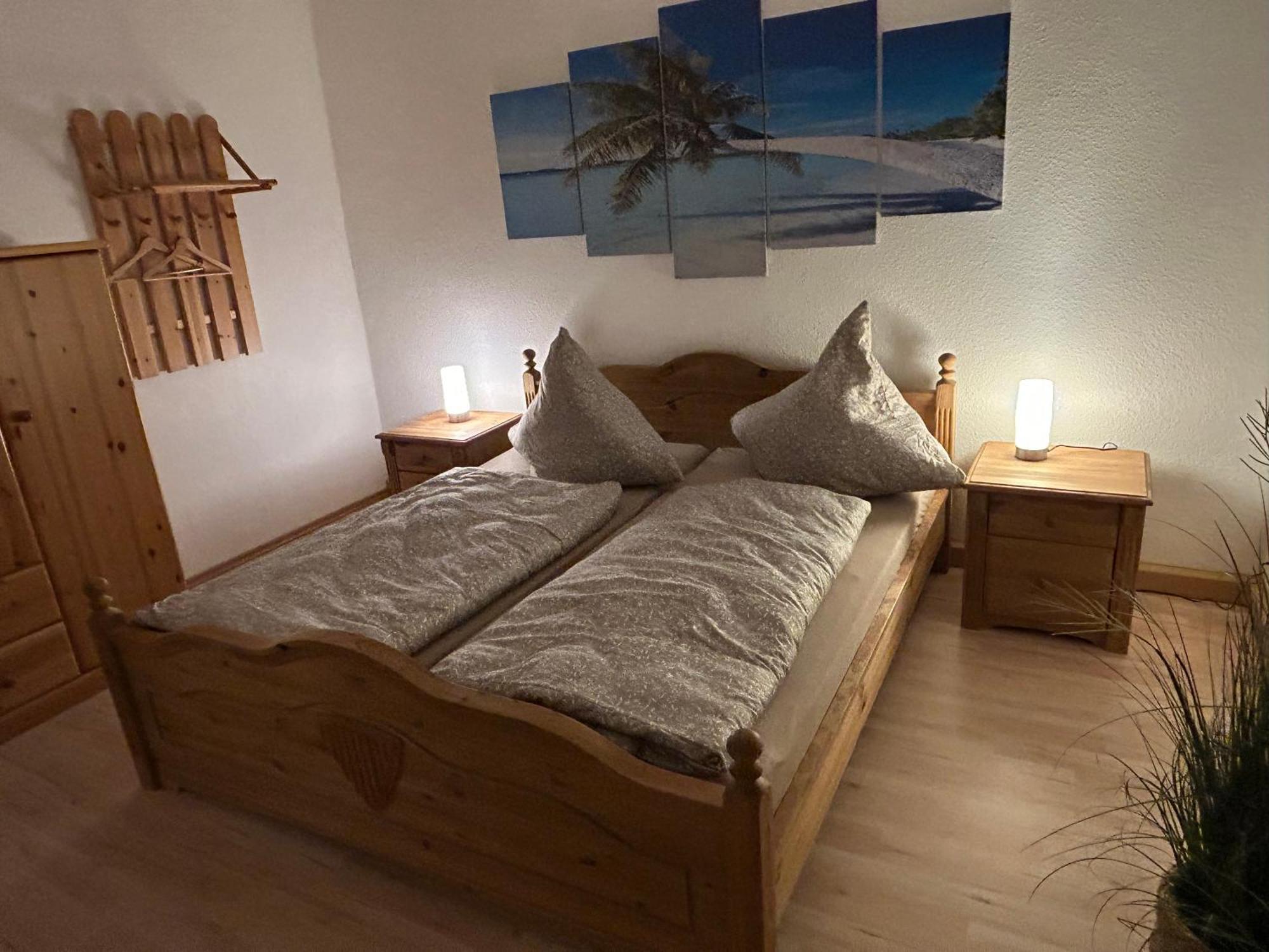 Gelbes Haus Seenland Ferienwohnungen Xl Elsterheide Oda fotoğraf