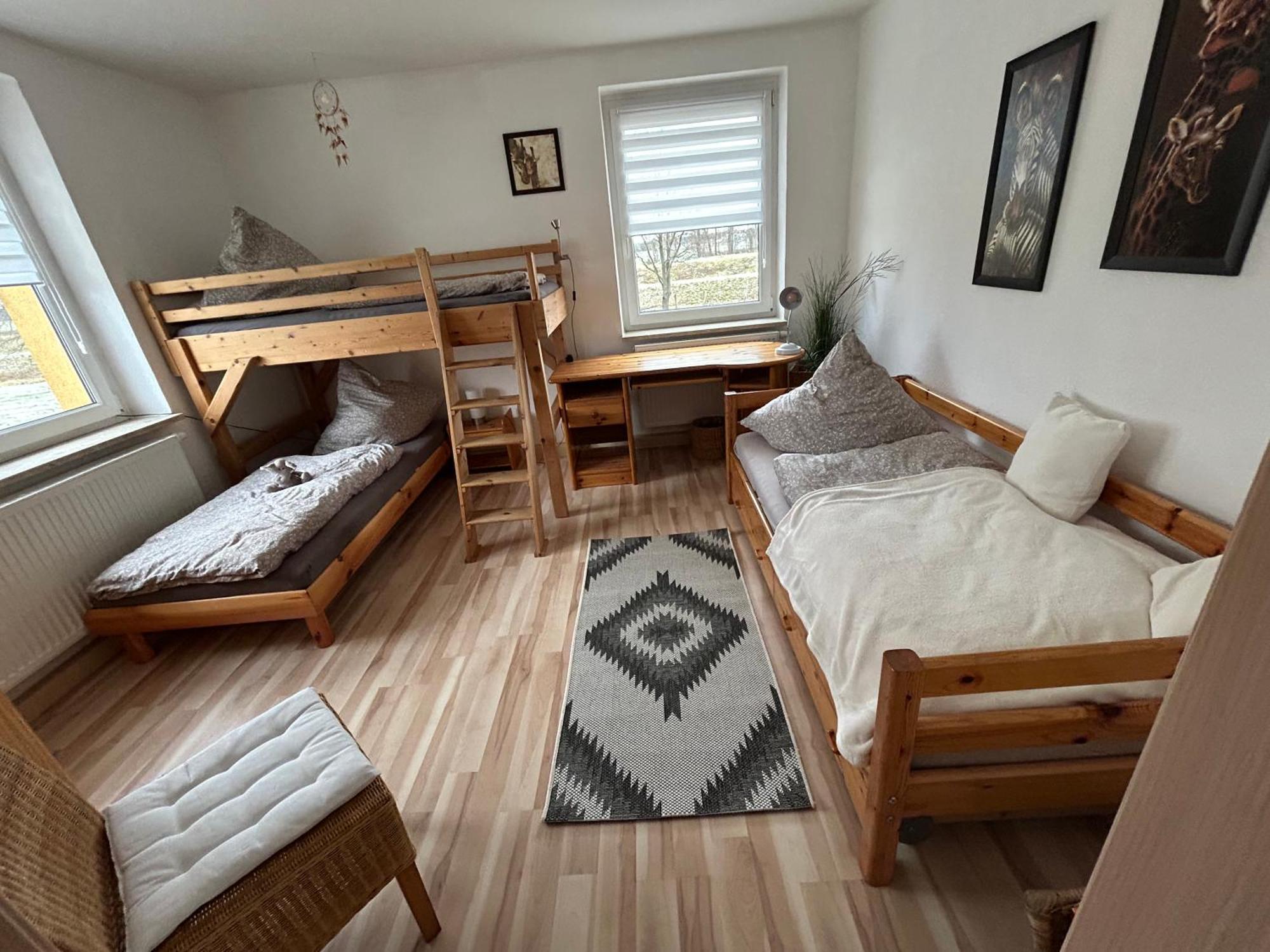 Gelbes Haus Seenland Ferienwohnungen Xl Elsterheide Dış mekan fotoğraf