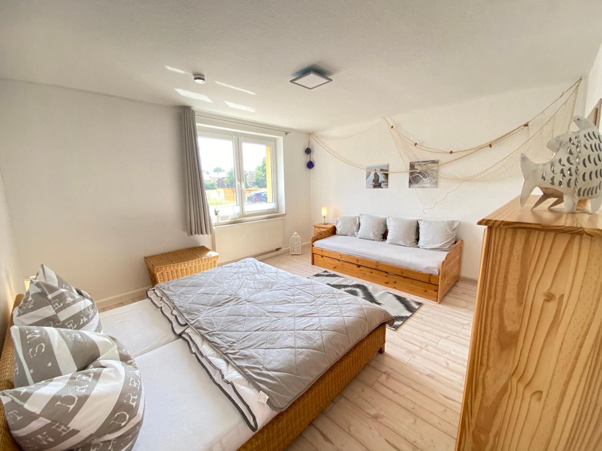 Gelbes Haus Seenland Ferienwohnungen Xl Elsterheide Oda fotoğraf