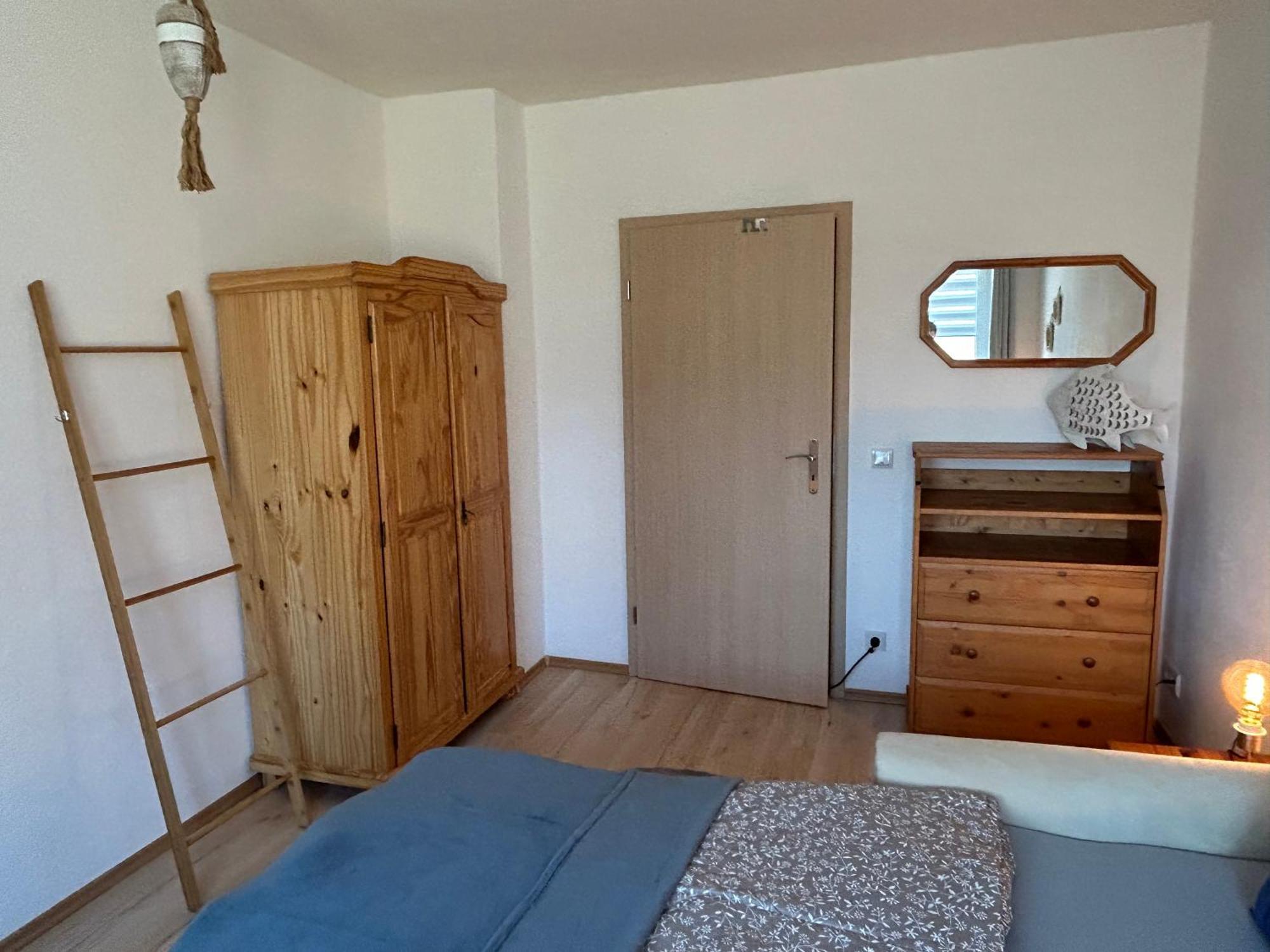 Gelbes Haus Seenland Ferienwohnungen Xl Elsterheide Oda fotoğraf
